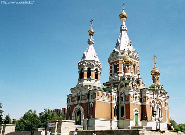 «Классики» почтили память Владимира Цехановича