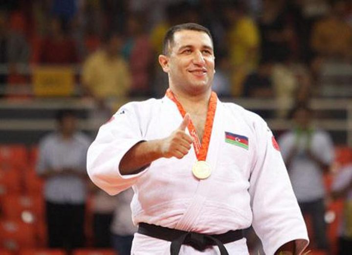 Ilham Zakiyev received the sixth dan