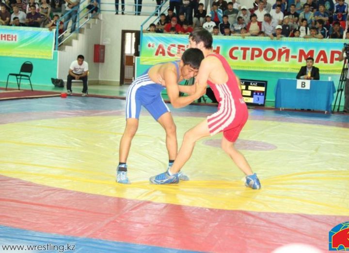 First day of tournament of Ushkempirov