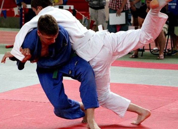 Republican sports contest of school students on judo