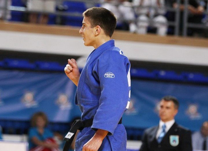 Koba Mchedlishvili became the world champion among young men