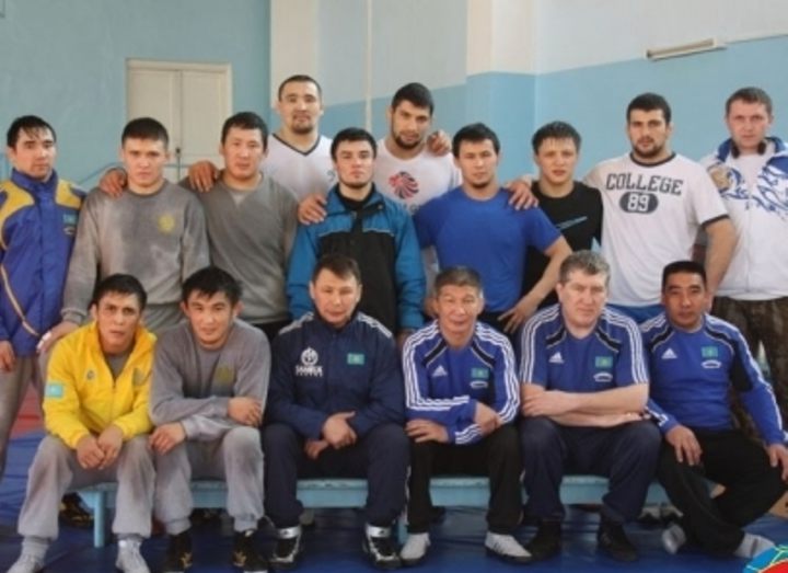 Wrestlers finish preparation for the World Cup