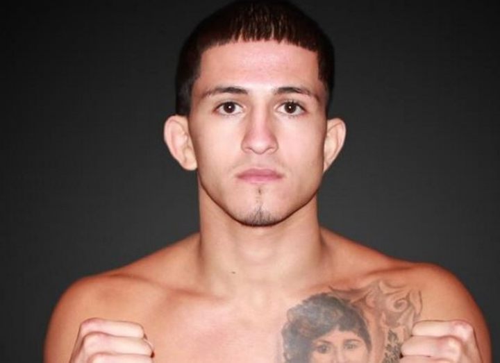 Sergio Pettis signed the contract with UFC