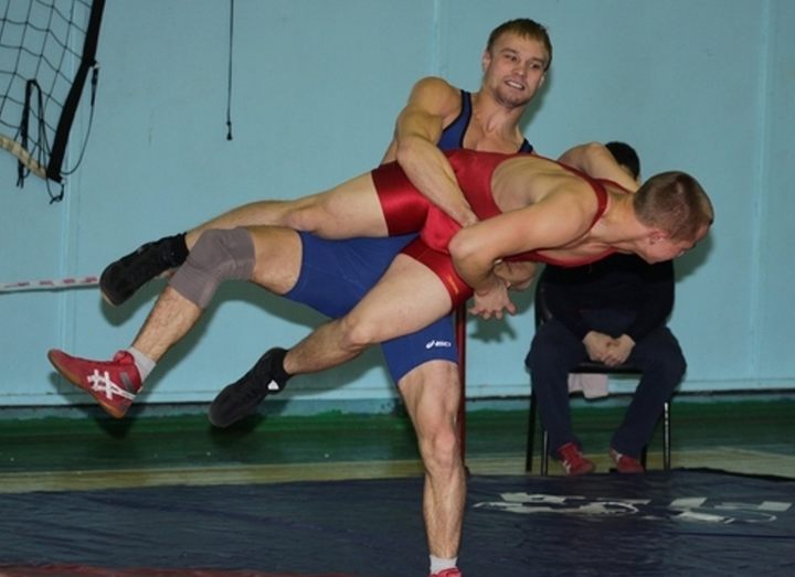 В Люберцах прошел турнир по греко-римской борьбе