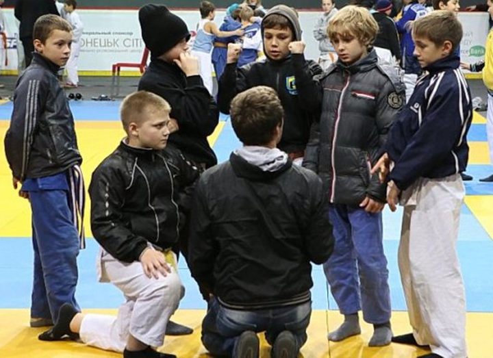 The children's Festival of judo is transferred for an indefinite term