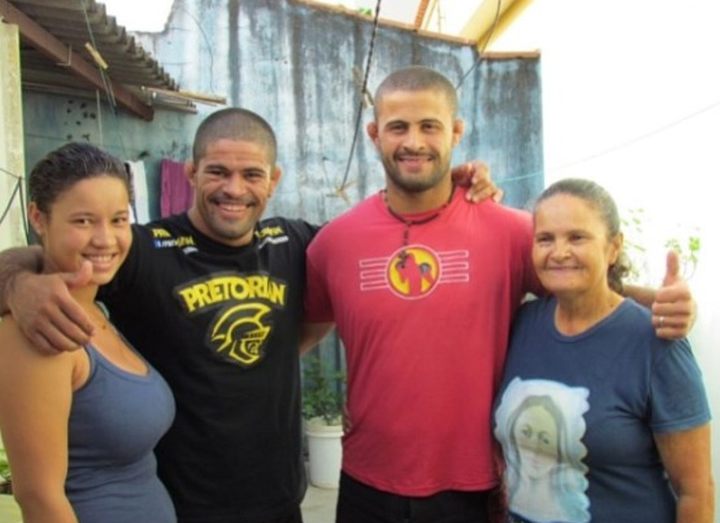 РУЗИМАР ПАЛЬЯРЕС: «МНЕ ПРЕДСТОИТ ОЧЕНЬ ВАЖНЫЙ БОЙ»