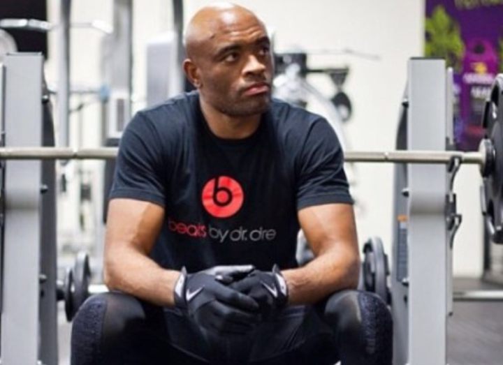 АНДЕРСОН СИЛВА ДОПУЩЕН К ТРЕНИРОВКАМ