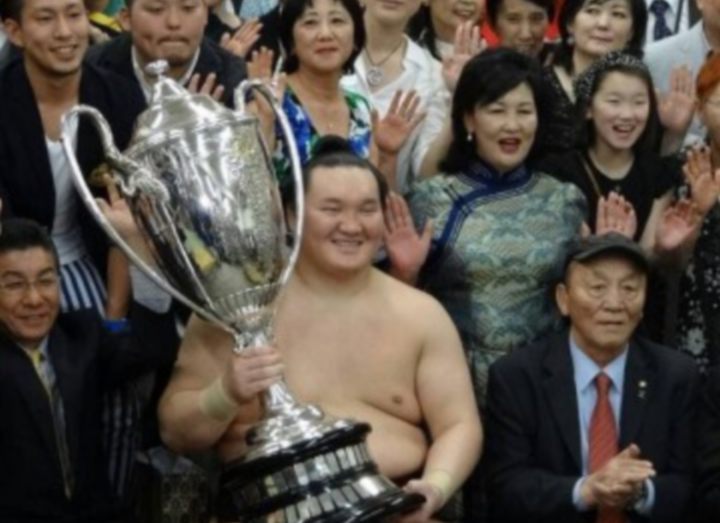 Йокодзуна Хакухо - победитель Летнего турнира