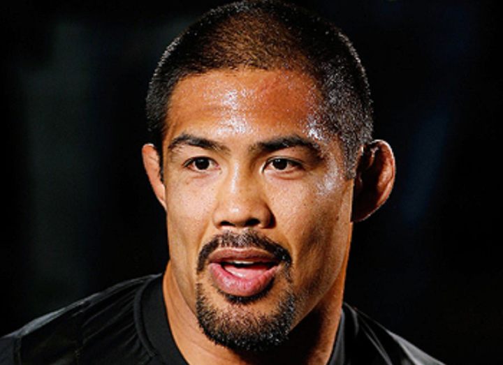 Марк Муньос остается в UFC