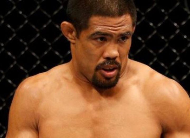 МУНЬОС ТРАВМИРОВАЛ КОЛЕНО В БОЮ С МУСАСИ