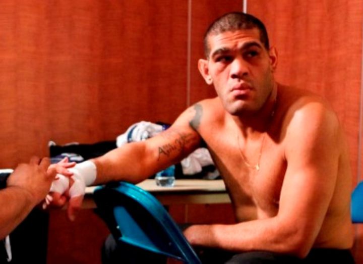 БИГФУТ ОТВЕТИЛ БАРНЕТТУ В ТВИТТЕРЕ