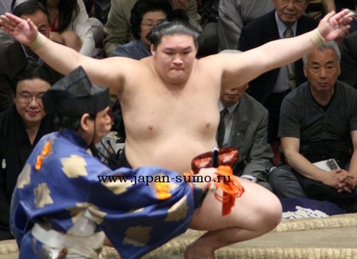 Хомасё снялся с турнира