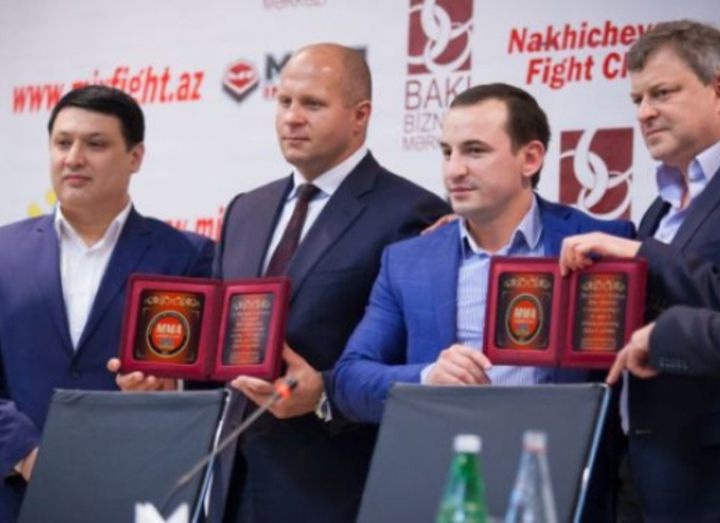 Федор Емельяненко наградил Лигу MMA Азербайджана