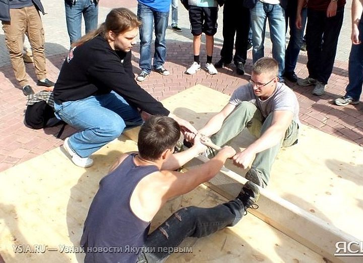 В Твери пройдет турнир по якутскому мас-рестлингу