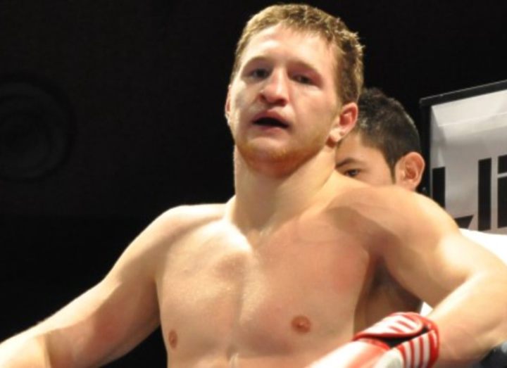 МИНЕЕВ ВЕРНЕТСЯ НА РИНГ 31 ОКТЯБРЯ