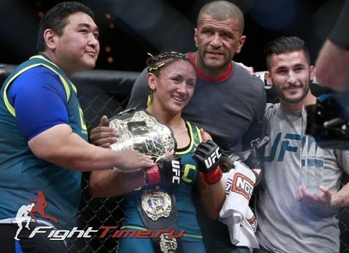 КАРЛА ЭСПАРЗА: «ВСЕ ЭТО ПОХОЖЕ НА СОН»