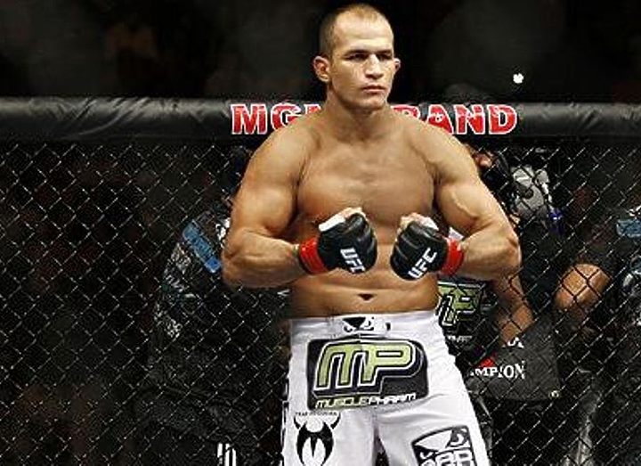 ДЖУНИОР ДОС САНТОС: «Я СТАНУ ЧЕМПИОНОМ В БЛИЖАЙШЕЕ ВРЕМЯ»