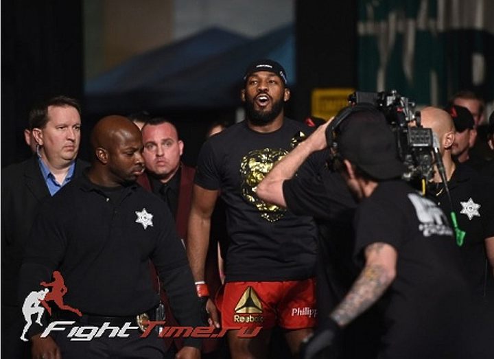 ДАНА УАЙТ: «ДЖОН ДЖОНС ИМЕЛ ПРАВО ДРАТЬСЯ»