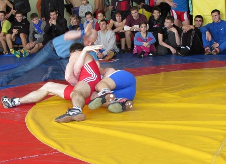 ПОБЕЖДАЛИ ХЕРСОНСКИЕ БОРЦЫ