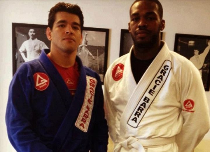 ДЖОН ДЖОНС - БЕЛЫЙ ПОЯС ПО ДЖИУ-ДЖИТСУ?