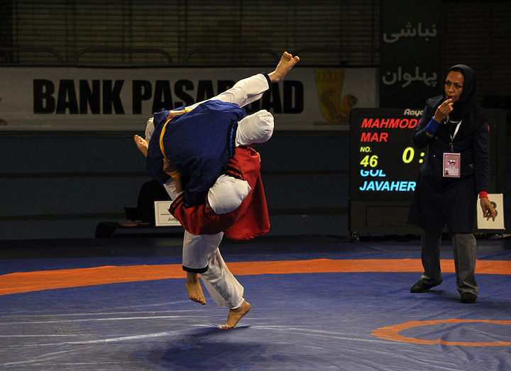 ЧЕМПИОНАТ СРЕДИ ЖЕНЩИН В ИРАНЕ