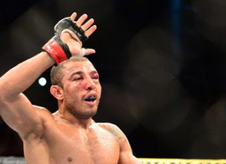 Жозе Альдо получил травму