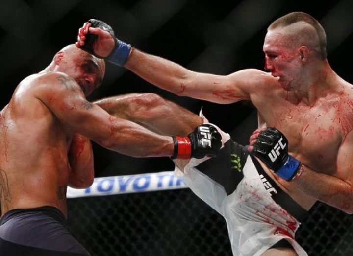 Бонусы и результаты турнира UFC 189