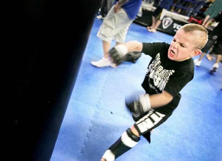 Хабаровских детей научат основам MMA