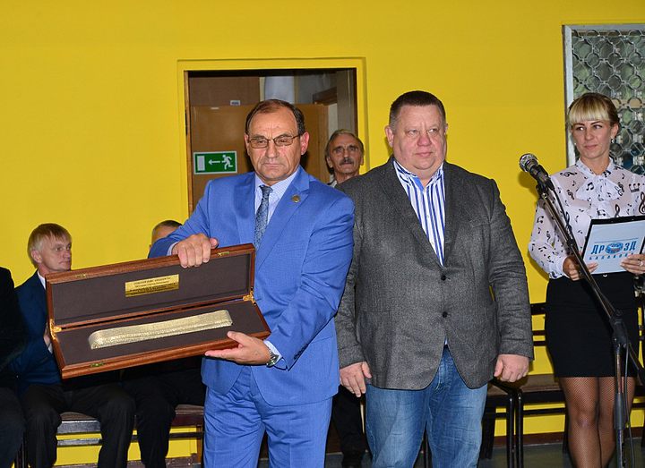 Юбиляру вручили золотой пояс дзюдоиста