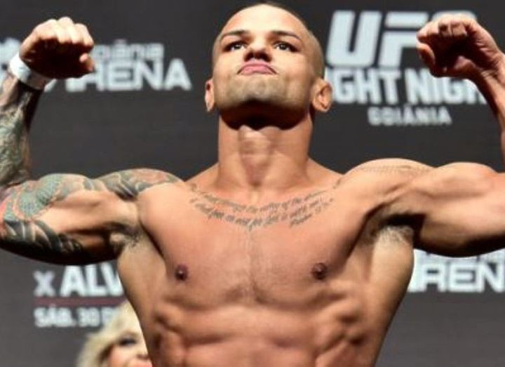 ТИАГО АЛВЕС: «НОКАУТИРУЮ БЕНА В ТРЕТЬЕМ РАУНДЕ»