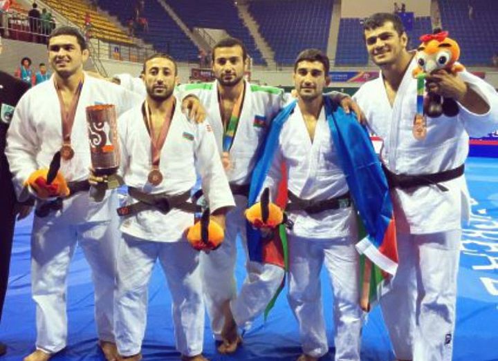 Лидеры прошли проверку Кореей