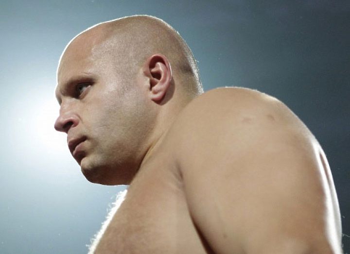 Соперника Федора Емельяненко назовут 8 октября