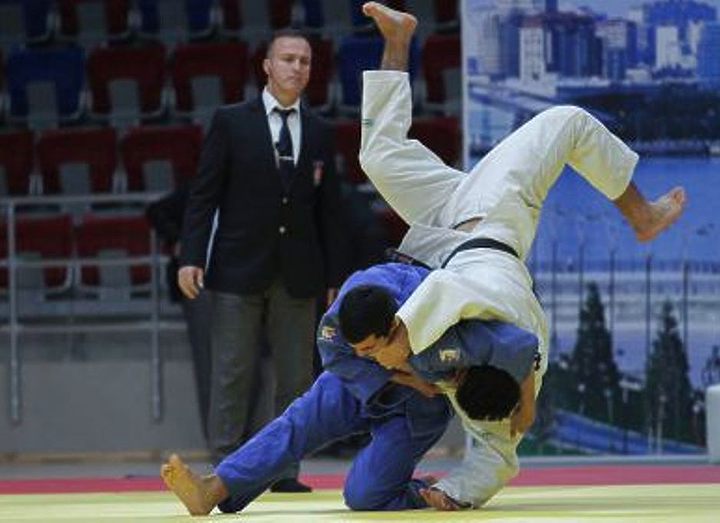 Нефтчи опередил Габалу