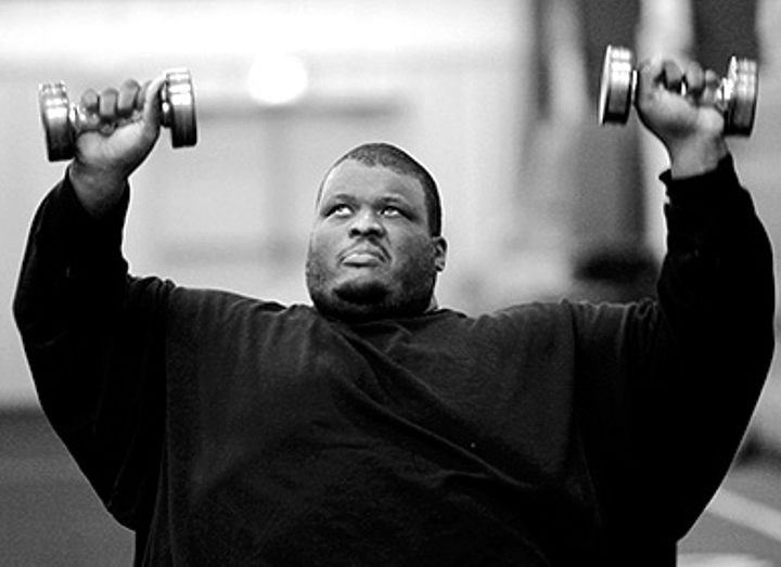 Умер 400-килограммовый боец смешанных единоборств