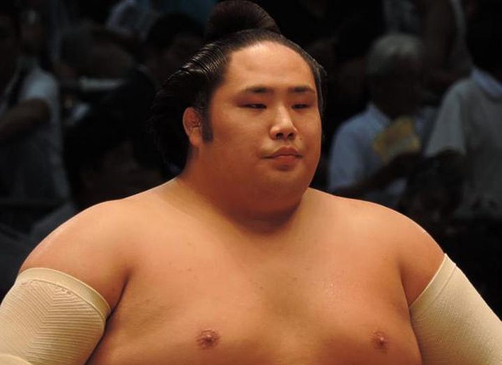 Тиёотори снялся с Хацу басё