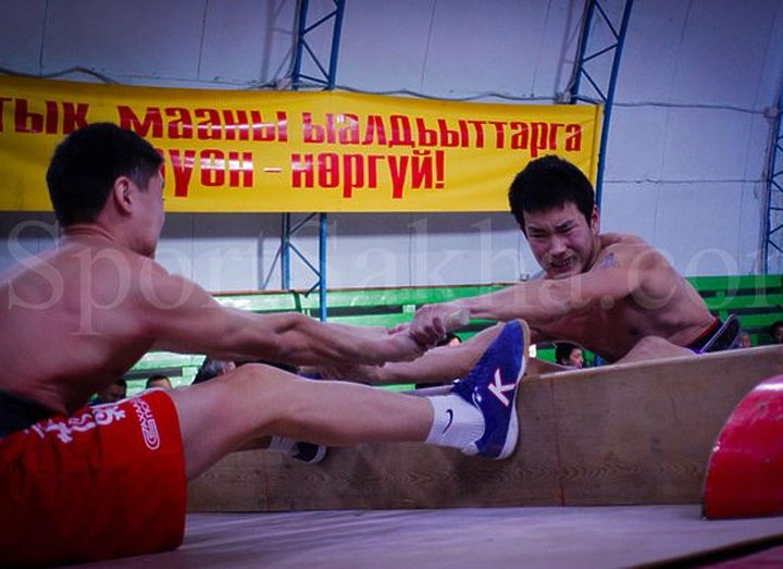 Прошел старейший турнир по мас-рестлингу «Золотая палка»