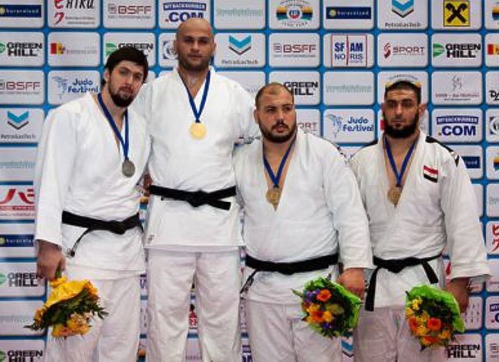 Иппон на золото