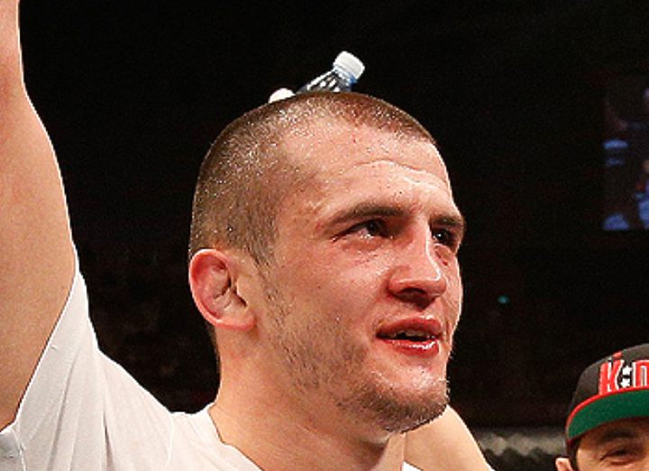 Альберт Туменов бросил вызов Стивену Томпсону