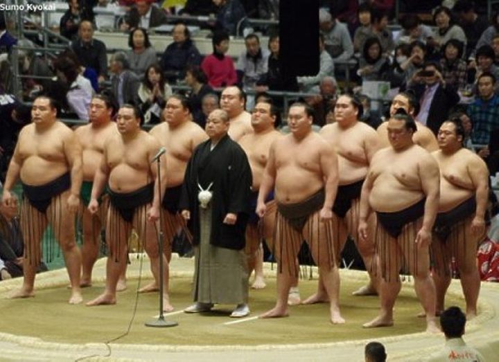 В городе Осака начался Весенний турнир