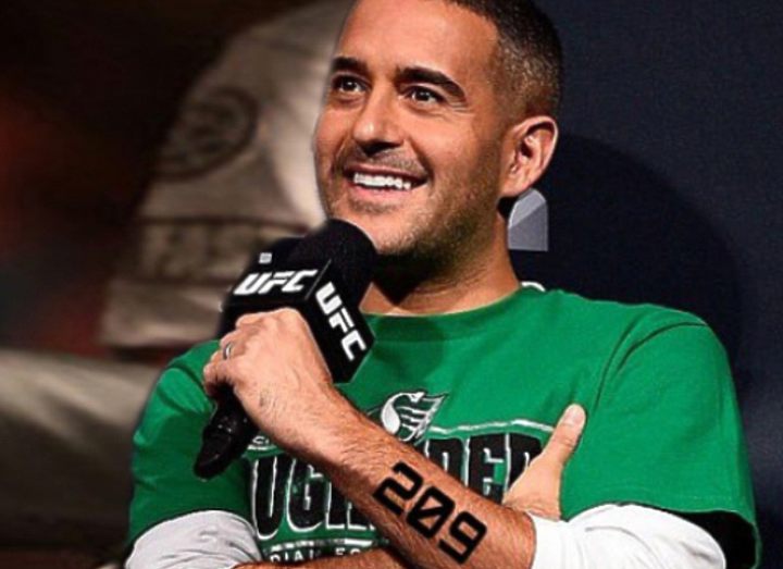 Джон Эник сделал татуировку «209»