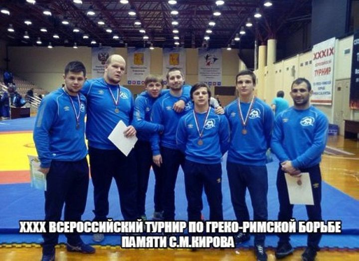 9 медалей борцов Ярославля