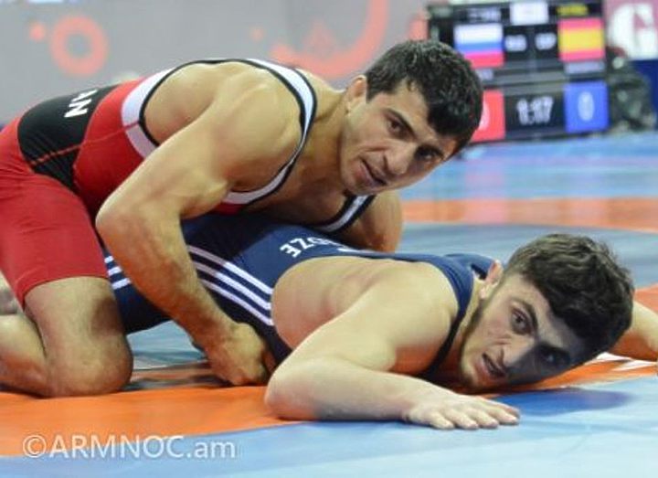 Армянские борцы отправились в Монголию