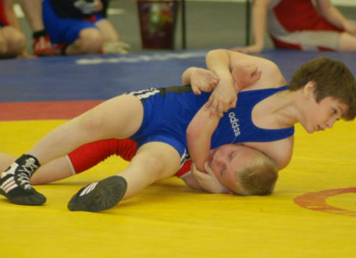 В Абазе определили лучших борцов