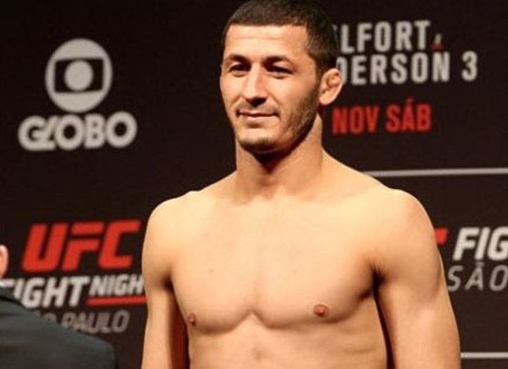 РАШИД МАГОМЕДОВ СПАС ТОНУЩЕГО РЕБЕНКА