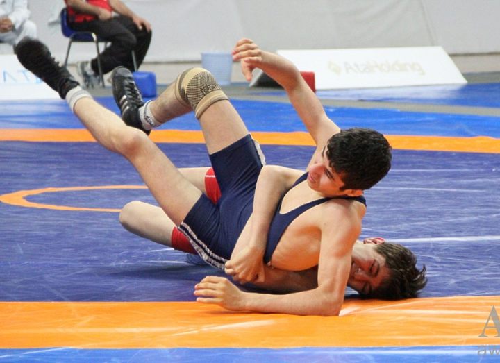 Определены чемпионы первого дня первенства Азербайджана