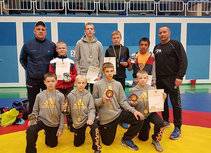 Юные борцы вольного стиля привезли медали из Клайпеды