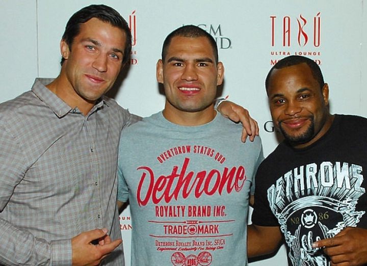 Люк Рокхолд не считает критику AKA обоснованной