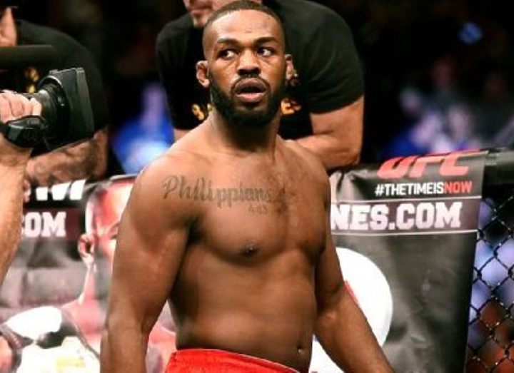 ДЖОН ДЖОНС: «Я УНИЧТОЖУ КОРМЬЕ»