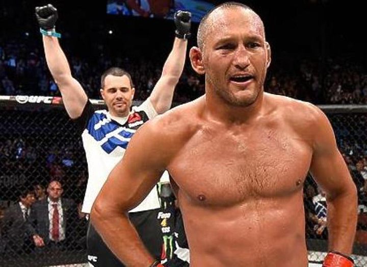 ЗАРПЛАТЫ УЧАСТНИКОВ UFC 199: ROCKHOLD VS. BISPING 2