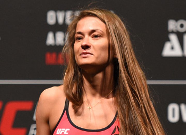 Роуз Намаюнас против Каролины Ковалькевич на UFC 201